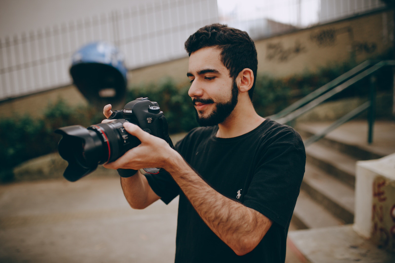 Man holding a camera